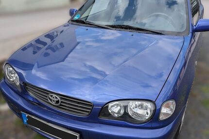 Toyota Corolla 176.500 km 2.300 &euro; Schlangenbad 65388