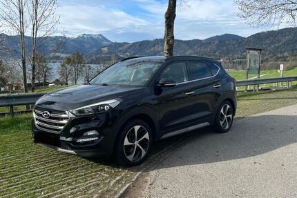 Hyundai TUCSON 93.000 km 16.900 &euro; Berlin 12357