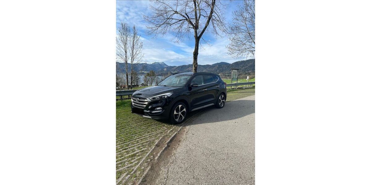 Hyundai TUCSON 93.000 km 16.900 &euro; Berlin 12357