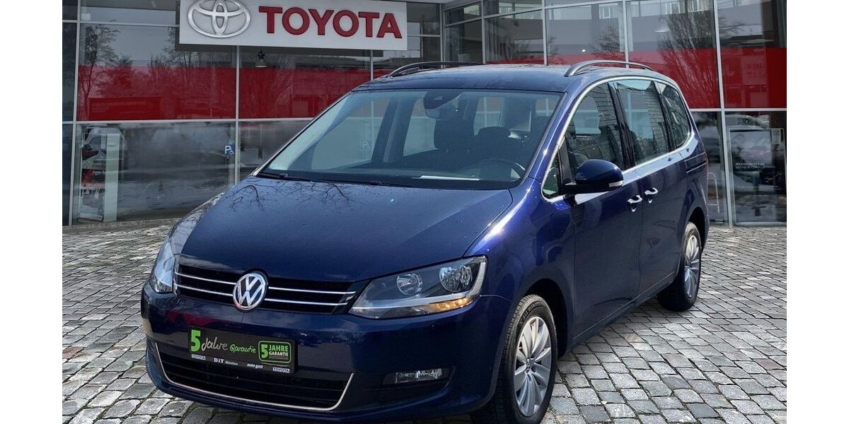 VW Sharan 104.251 km 23.990 &euro; München 80687