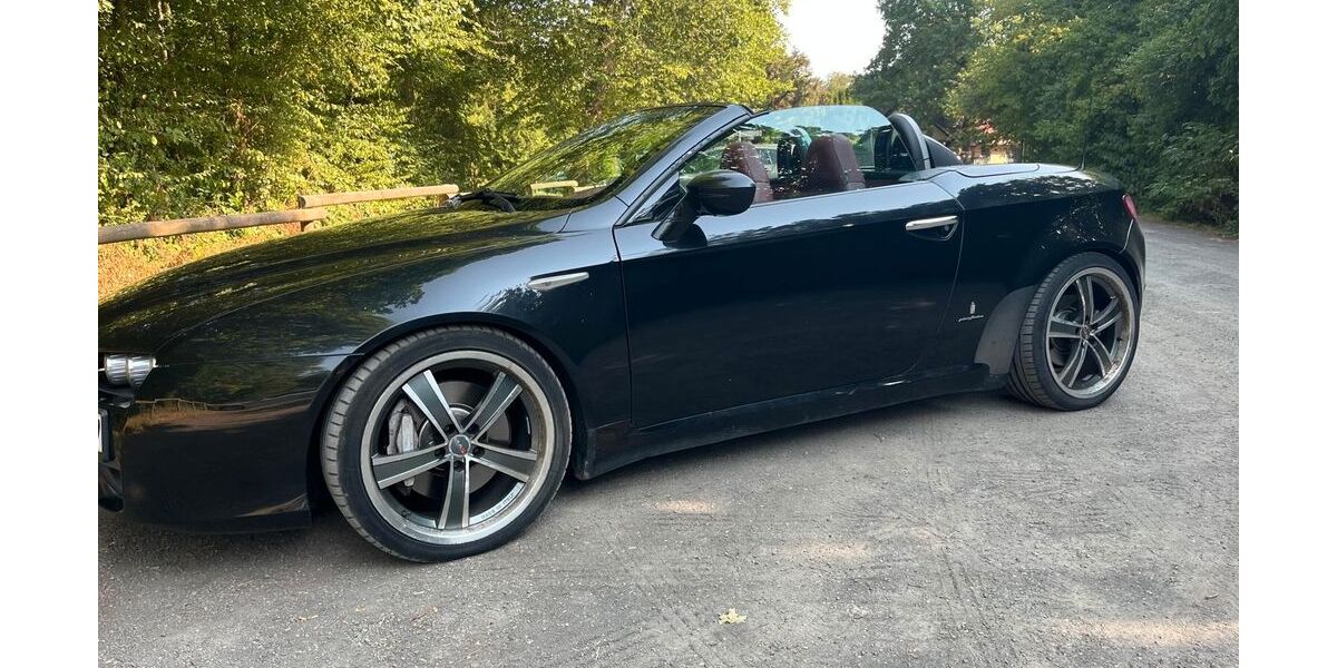 Alfa Romeo Spider 97.000 km 11.900 &euro; WACHTBERG 53343
