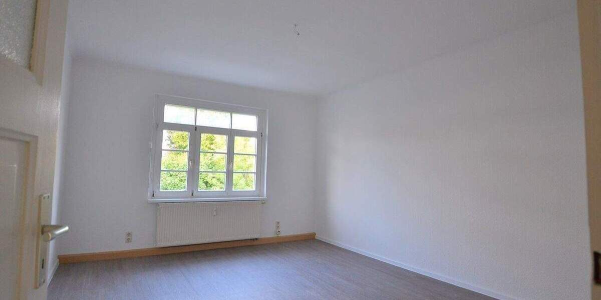 Etagenwohnung Dresden Leuben - 2 Zimmer, 60 m&sup2;, 466&euro; | Angebot:26346030
