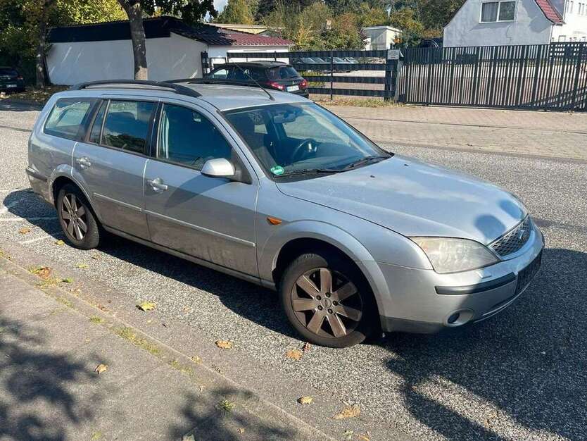 Ford Mondeo 260.000 km 850 € Hamburg 21107