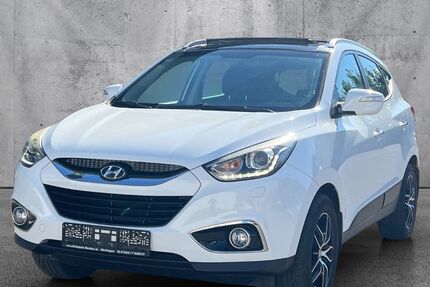 Hyundai ix35 111.800 km 9.990 &euro; Nürtingen bei Stuttgart 72622