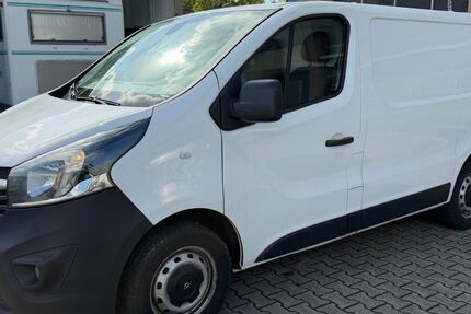 Opel Vivaro 235.000 km 6.900 &euro; Frankfurt am Main 65933