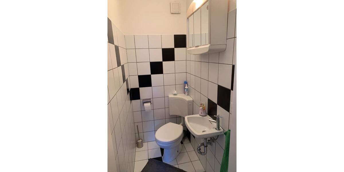 Dachgeschoßwohnung Wuppertal Barmen - 2.5 Zimmer, 63 m&sup2;, 125.000&euro; | Angebot:26623660