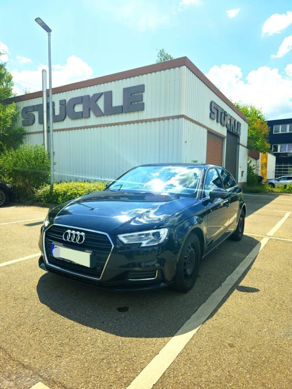 Audi A3 180.000 km 11.990 € Nürtingen 72622