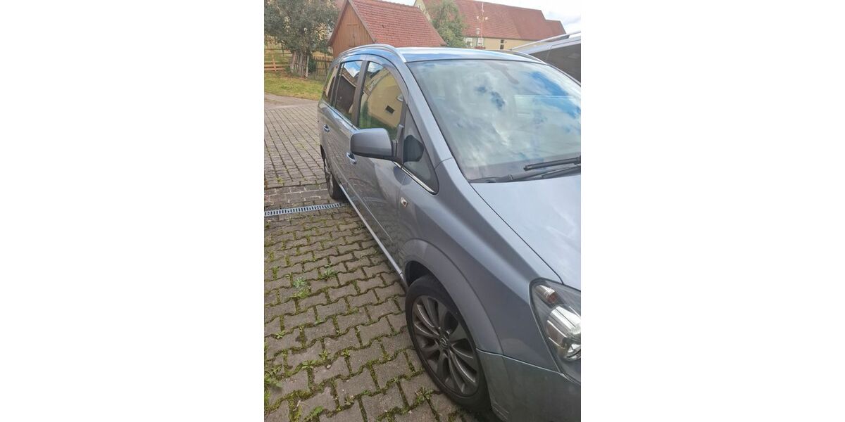 Opel Zafira 170.000 km 2.900 &euro; Aurach 91589