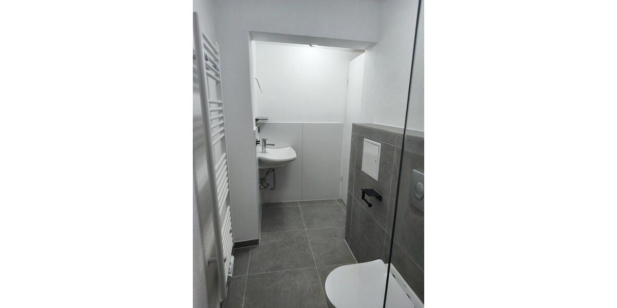 Erdgeschoßwohnung Eningen unter Achalm - 1 Zimmer, 60 m&sup2;, 700&euro; | Angebot:25966480