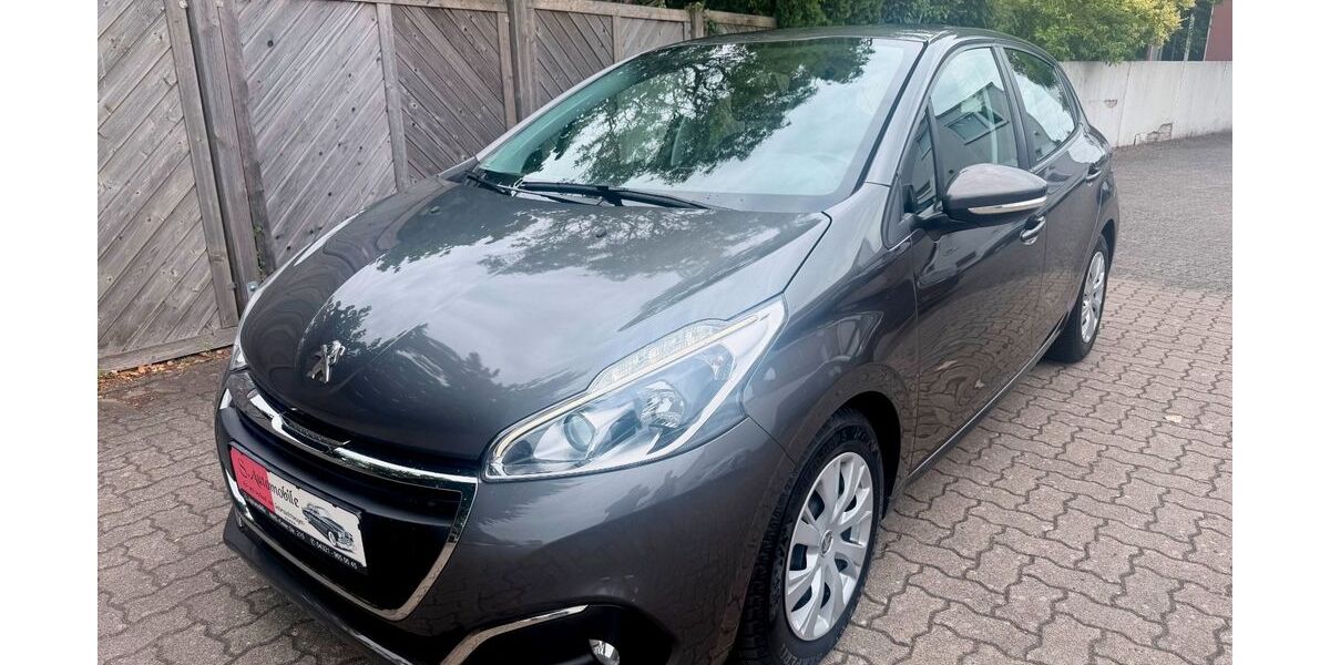 Peugeot 208 137.000 km 6.500 &euro; Neumünster 24536