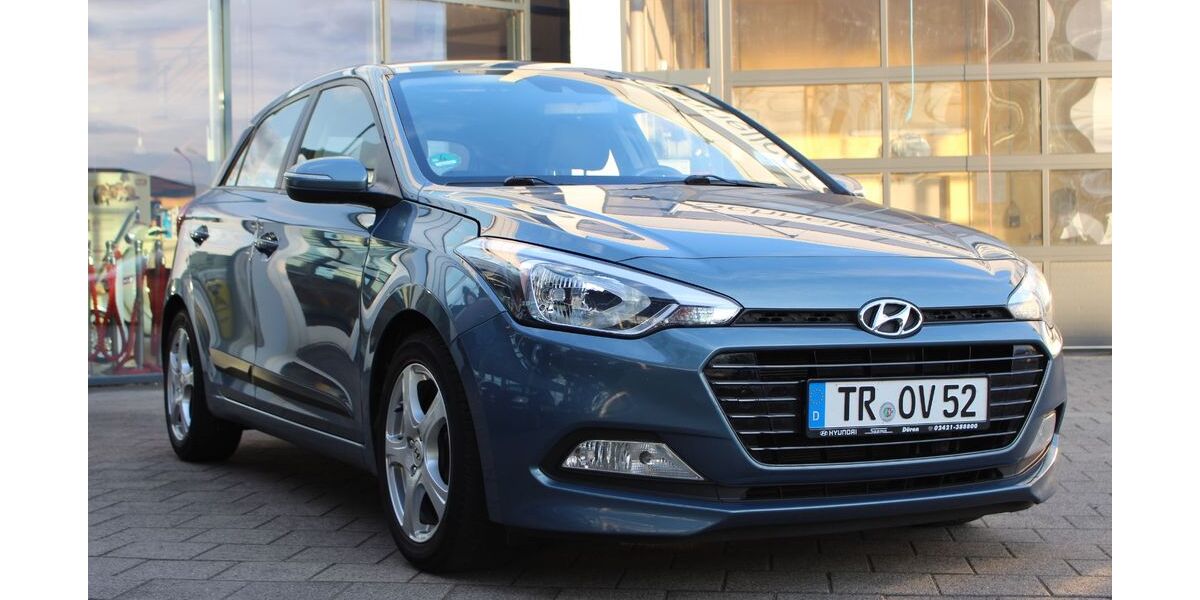 Hyundai i20 126.122 km 9.400 &euro; Düren 52349