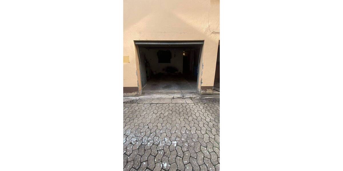 Einfamilienhaus Volkach - 9 Zimmer, 415.000&euro; | Angebot:25771722