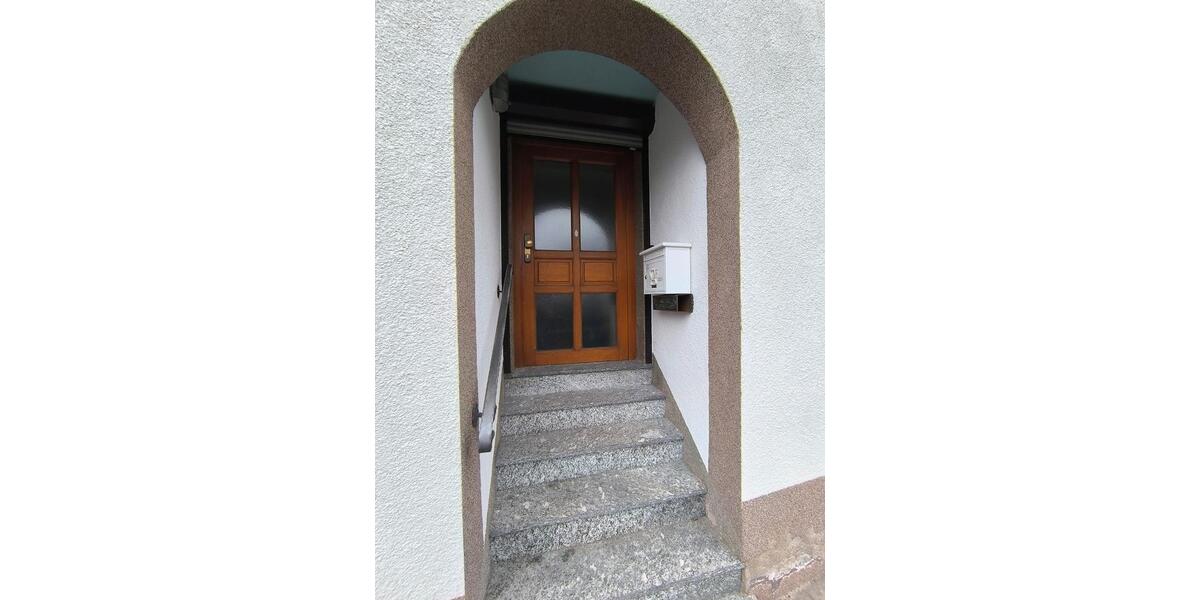 Einfamilienhaus Zella-Mehlis Mehlis - 4 Zimmer, 118 m&sup2;, 790&euro; | Angebot:26020011
