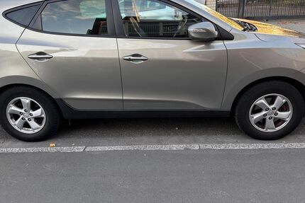 Hyundai ix35 157.000 km 5.300 &euro; Friedrichsdorf 61381