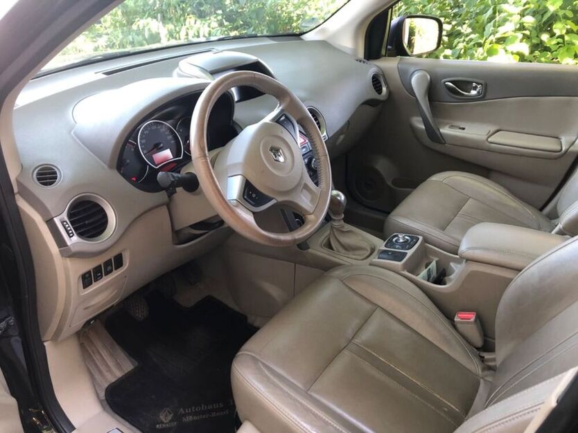 Koleos