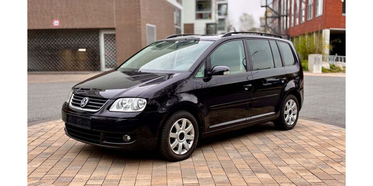 VW Touran 124.999 km 8.299 &euro; Norderstedt 22848