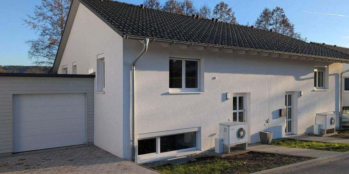 Doppelhaushälfte Dogern - 5 Zimmer, 145 m&sup2;, 1.750&euro; | Angebot:23981238