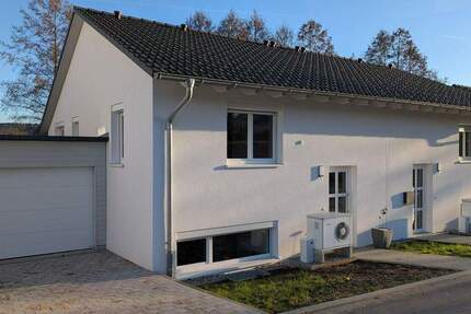 Haus Dogern - 5 Zimmer, 145 m&sup2;, 1.750&euro; | Angebot:23981238