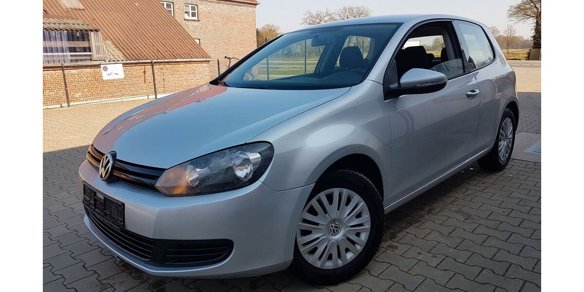 VW Golf 94.000 km 5.890 &euro; Westoverledingen 26810
