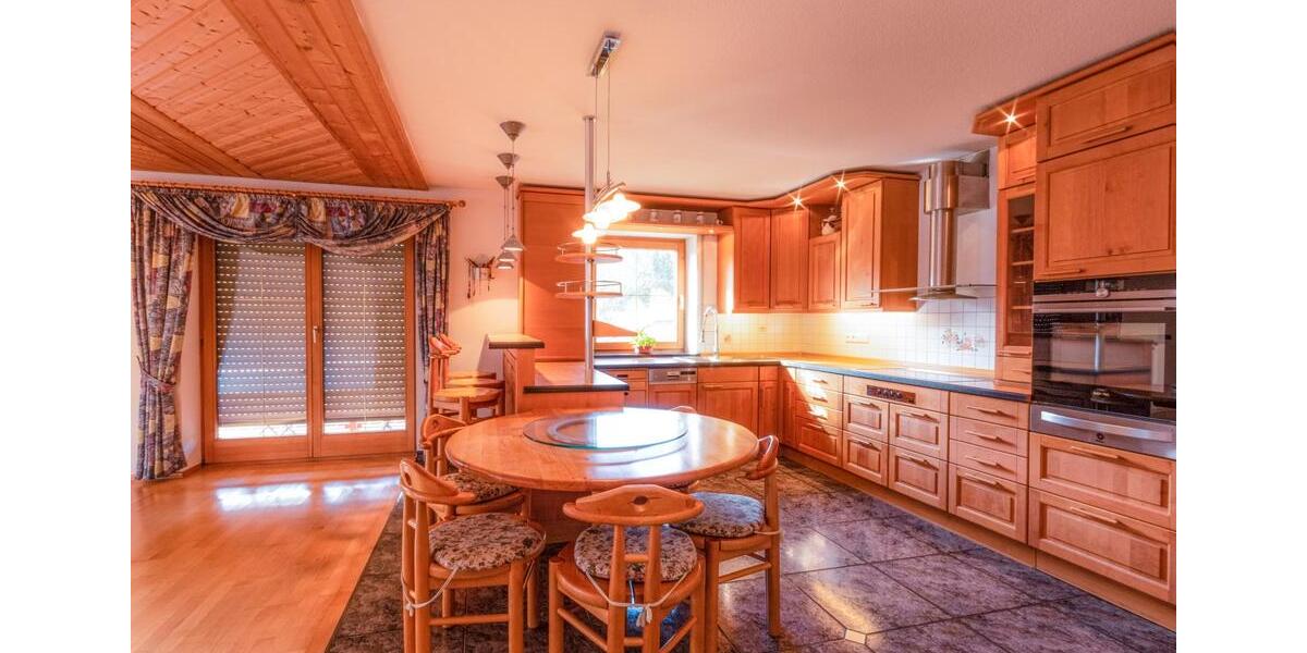 Etagenwohnung Kirchanschöring - 3 Zimmer, 96 m&sup2;, 980&euro; | Angebot:25415390