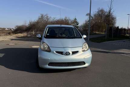 Toyota Aygo 90.000 km 5.000 &euro; Langenzenn 90579