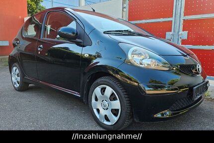 Toyota Aygo (X) 120.000 km 2.900 &euro; Fellbach 70736