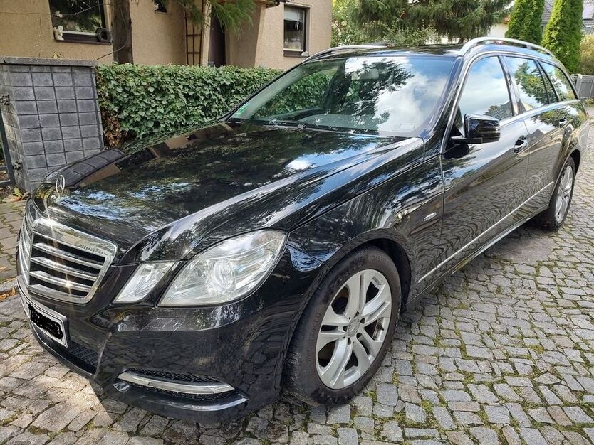E 300