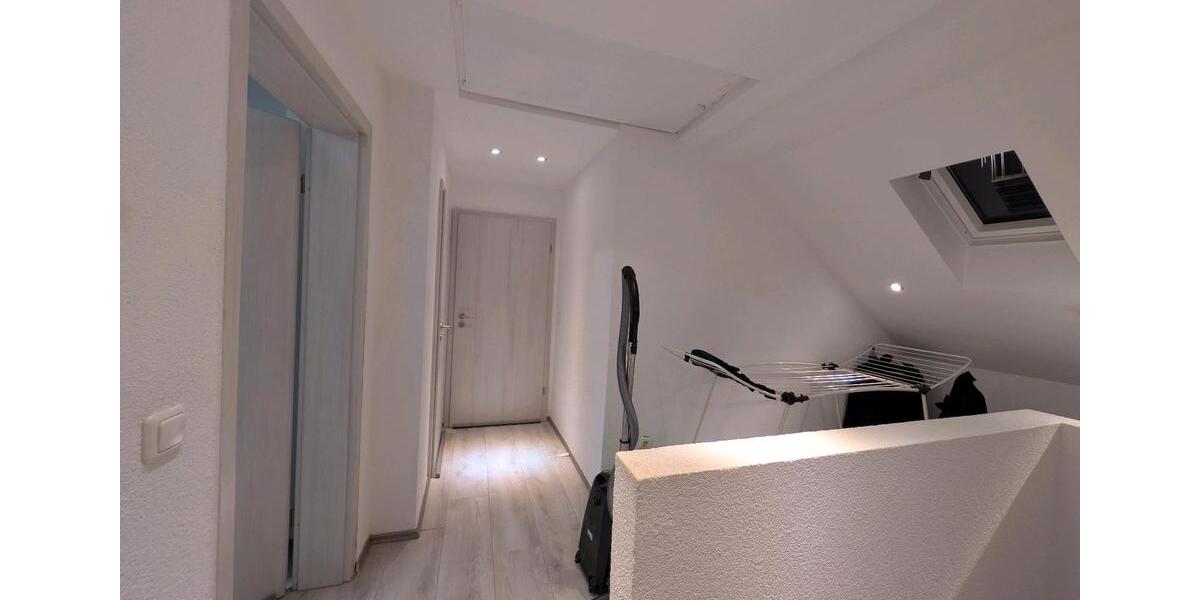 Einfamilienhaus Herdorf - 5 Zimmer, 144 m&sup2;, 330.000&euro; | Angebot:27092921