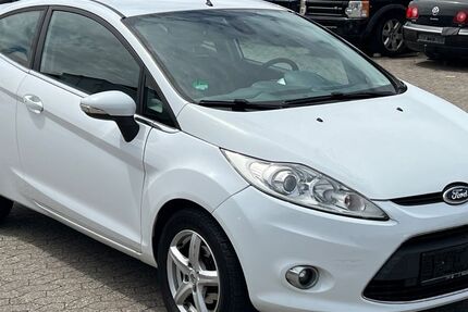 Ford Fiesta 266.580 km 1.990 &euro; Bornheim 53332