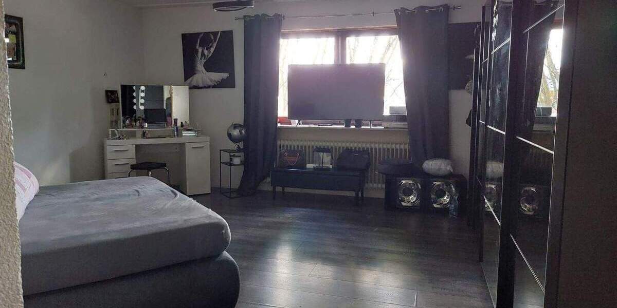 Bungalow Freisen Reitscheid - 8 Zimmer, 290 m&sup2;, 445.000&euro; | Angebot:25683938