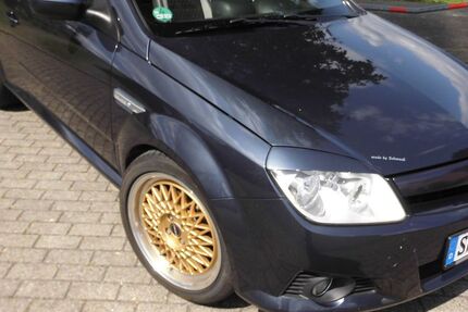 Opel Tigra 31.500 km 11.000 &euro; Rosengarten 74538