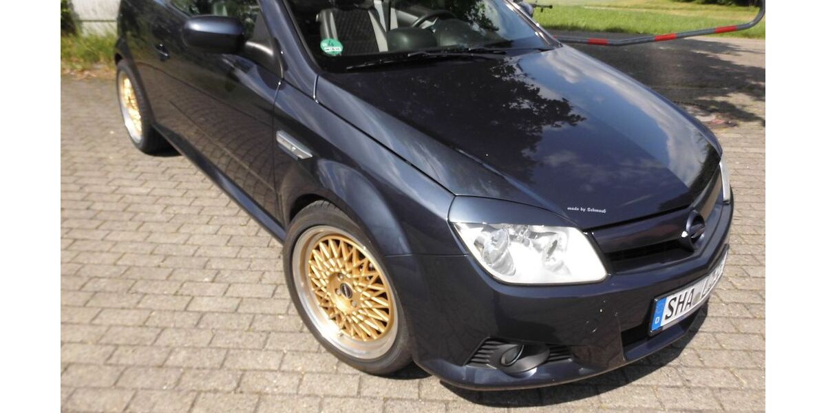Opel Tigra 33.500 km 11.000 &euro; Rosengarten 74538