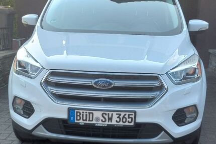 Ford Kuga 97.100 km 13.800 &euro; Kefenrod 63699