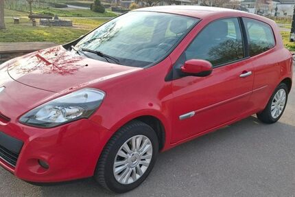 Renault Clio 164.000 km 2.100 &euro; Leiwen 54340