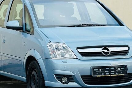 Opel Meriva 53.000 km 3.899 &euro; Au am Rhein 76474