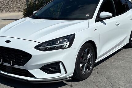 Ford Focus 110.000 km 14.800 &euro; Bielefeld 33613