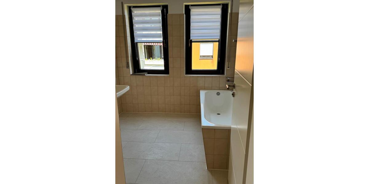 Etagenwohnung Trier Kürenz - 2 Zimmer, 67 m&sup2;, 850&euro; | Angebot:26407014