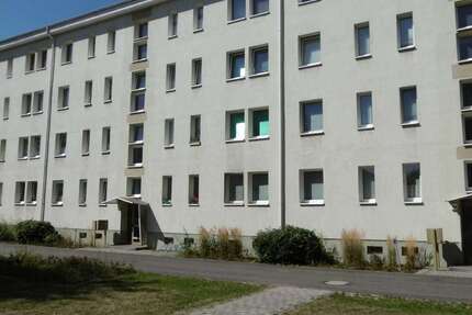 Wohnung Forst (Lausitz) - 2 Zimmer, 49 m&sup2;, 304&euro; | Angebot:27137511