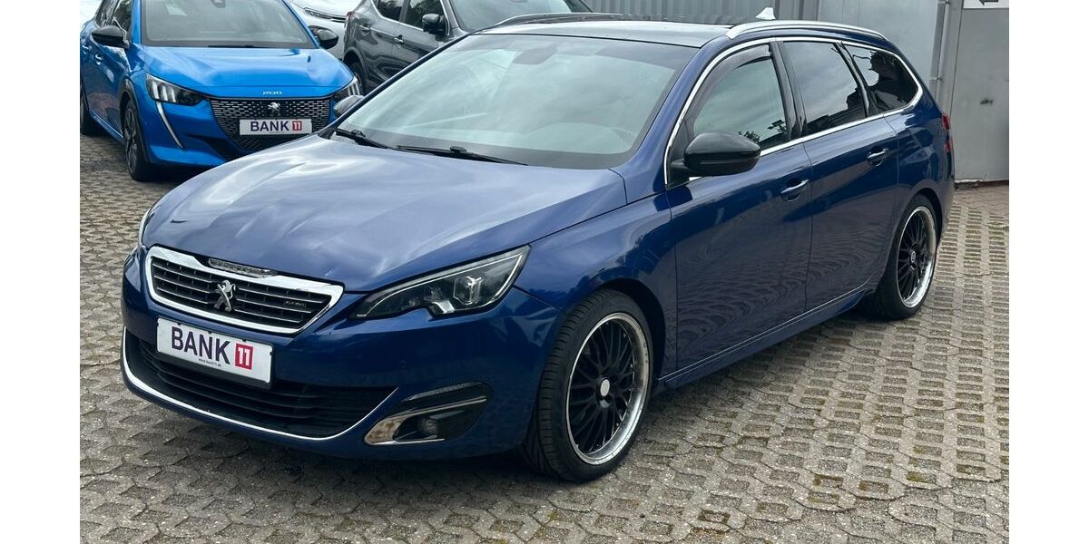 Peugeot 308 111.238 km 7.900 &euro; Würselen 52146
