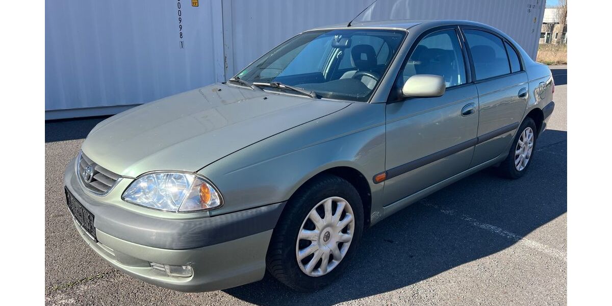 Toyota Avensis 225.000 km 1.999 &euro; Berlin 12057