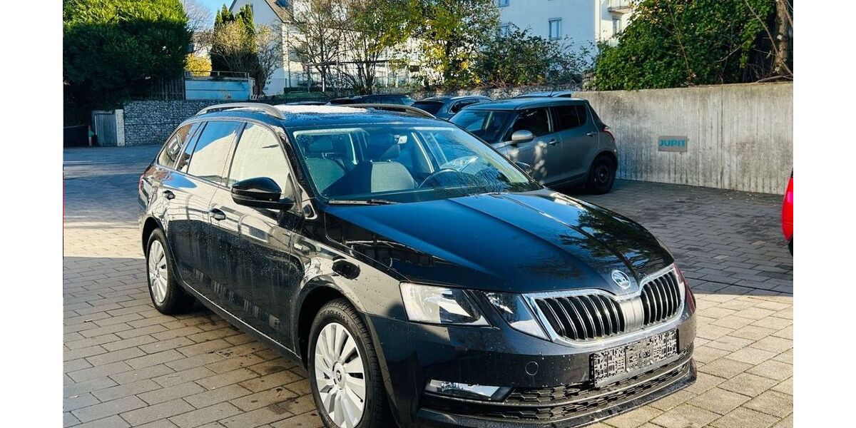 Skoda Octavia 83.000 km 17.500 &euro; Bielefeld 33647
