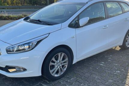Kia ceed Sportswagon 306.000 km 3.499 &euro; Siehdichum OT Pohlitz 15890