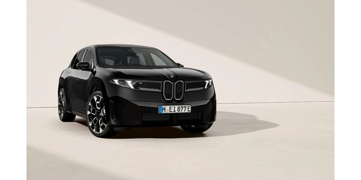 BMW iX3 6.000 km 75.900 &euro; München 80935