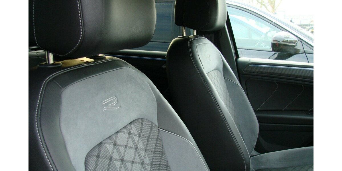 VW Tiguan 2.0TDi R-Line 4M BlackStyle ACC IQ LIGHT 41.763 km 35.980 € Falkensee 14612