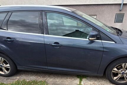 Ford Focus 284.000 km 2.900 &euro; Lutherstadt Eisleben 06295