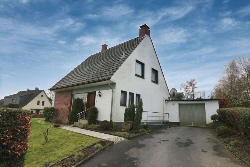 Haus zum Kaufen in Solingen 349.000 € 107 m²