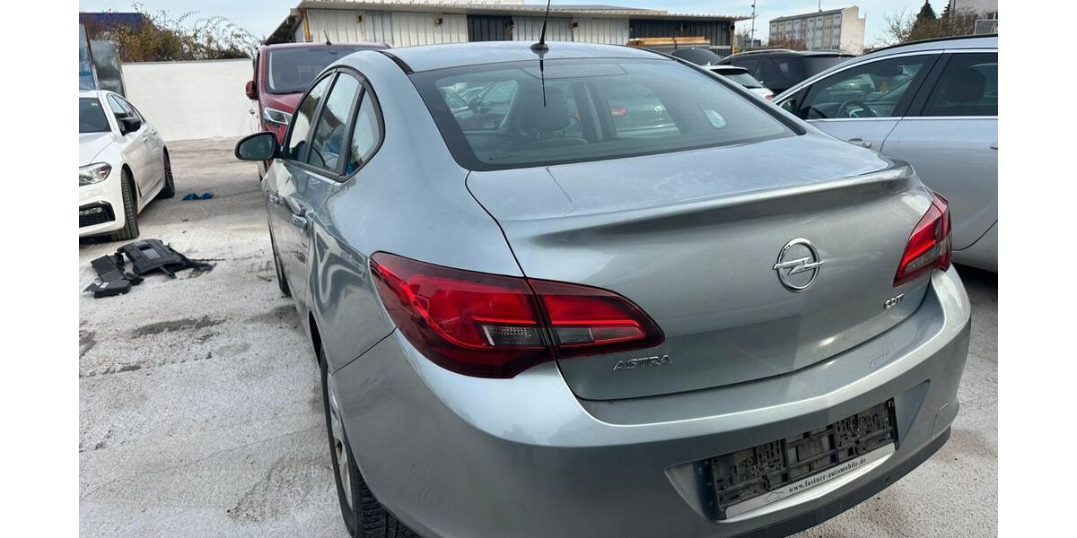 Opel Astra 200.000 km 2.750 € Mannheim 68159