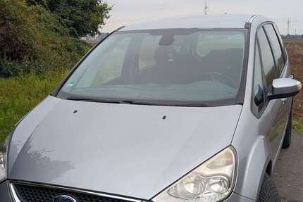 Ford Galaxy 255.000 km 5.600 € Koblenz 56073