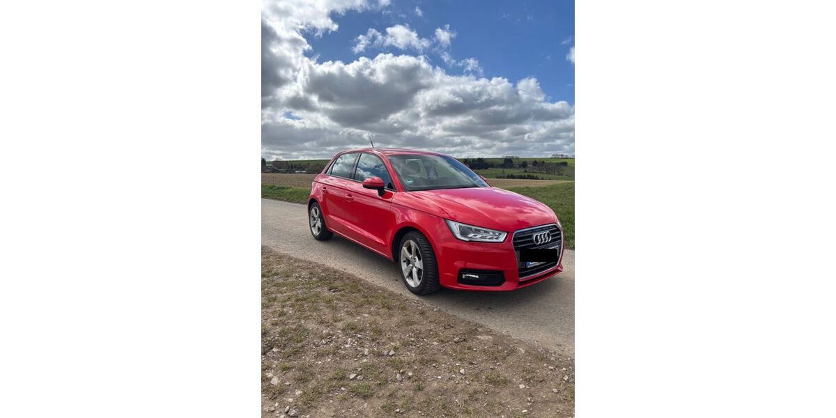 Audi A1 110.000 km 12.500 &euro; Buch 56290