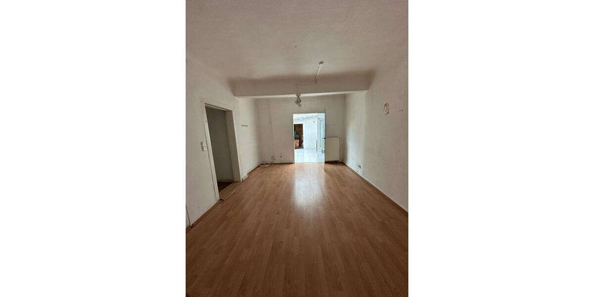 Reihenhaus Waltershausen - 6 Zimmer, 160 m&sup2;, 79.000&euro; | Angebot:23174286